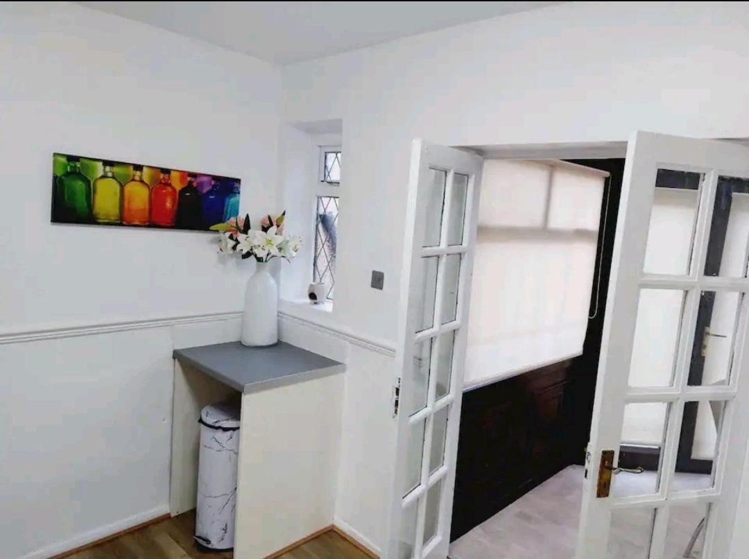 Cosy And Private House Close To Town *